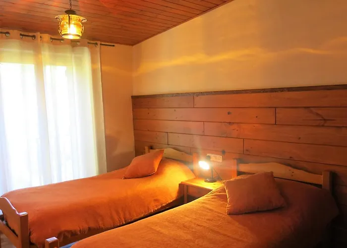 Rurales Les Barnedes Apartment